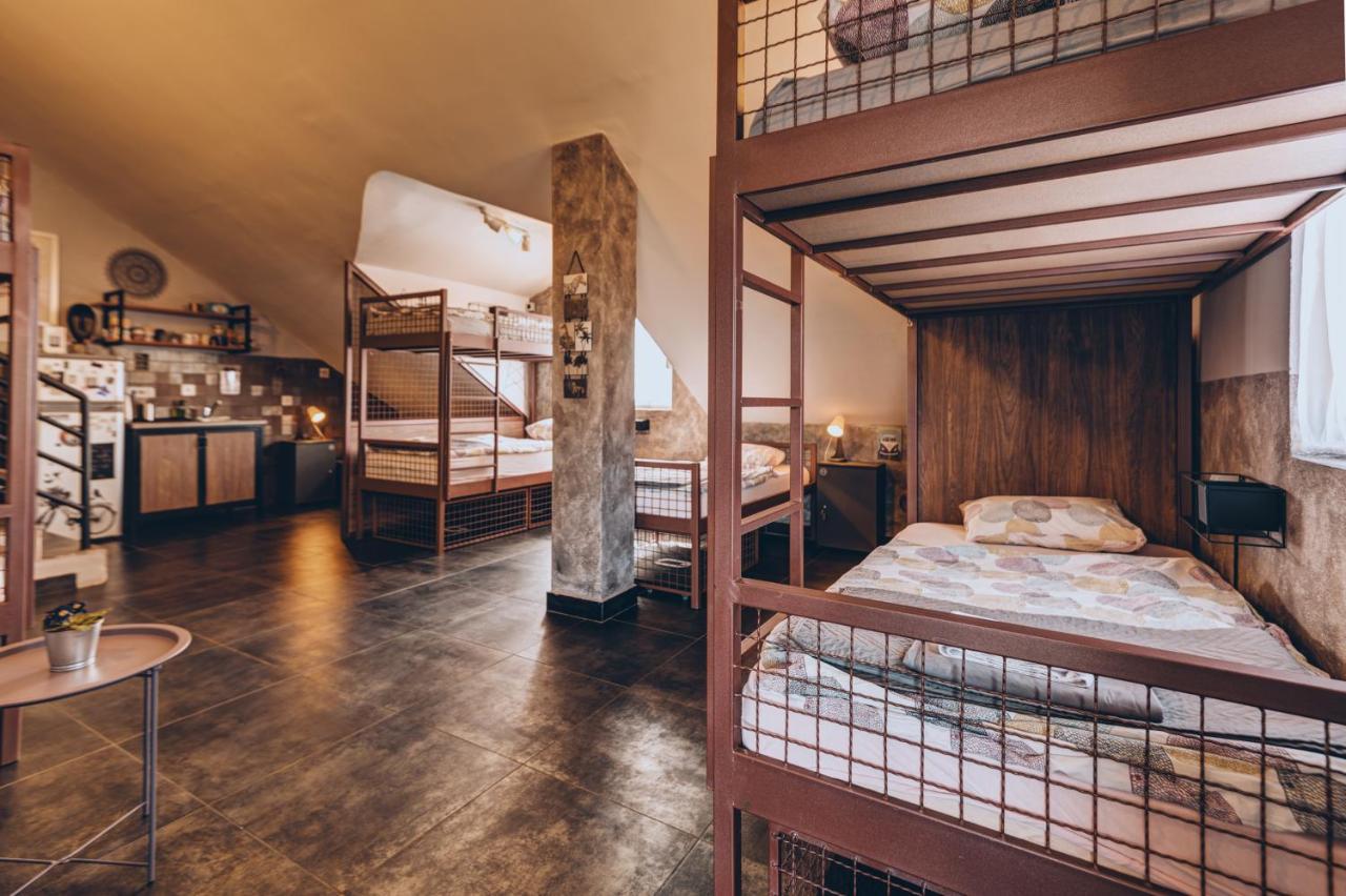Q Podgorica Beds,Rooms And More Luaran gambar