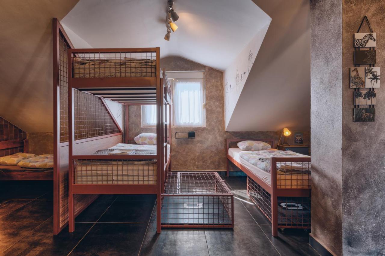 Q Podgorica Beds,Rooms And More Luaran gambar