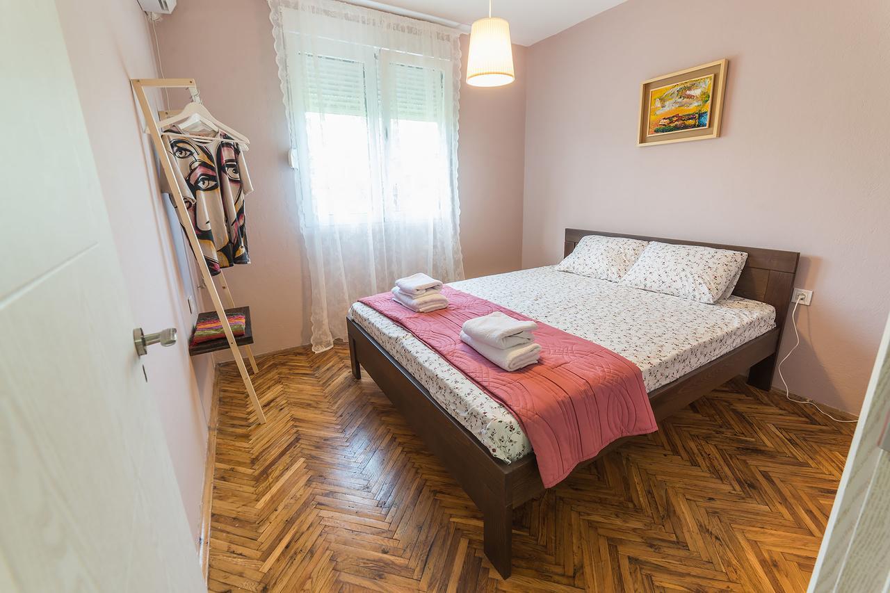 Q Podgorica Beds,Rooms And More Luaran gambar